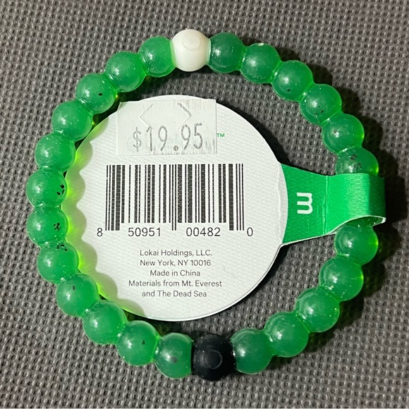 Lokai bracelet, size M. Find your balance. NWT - Picture 3 of 3